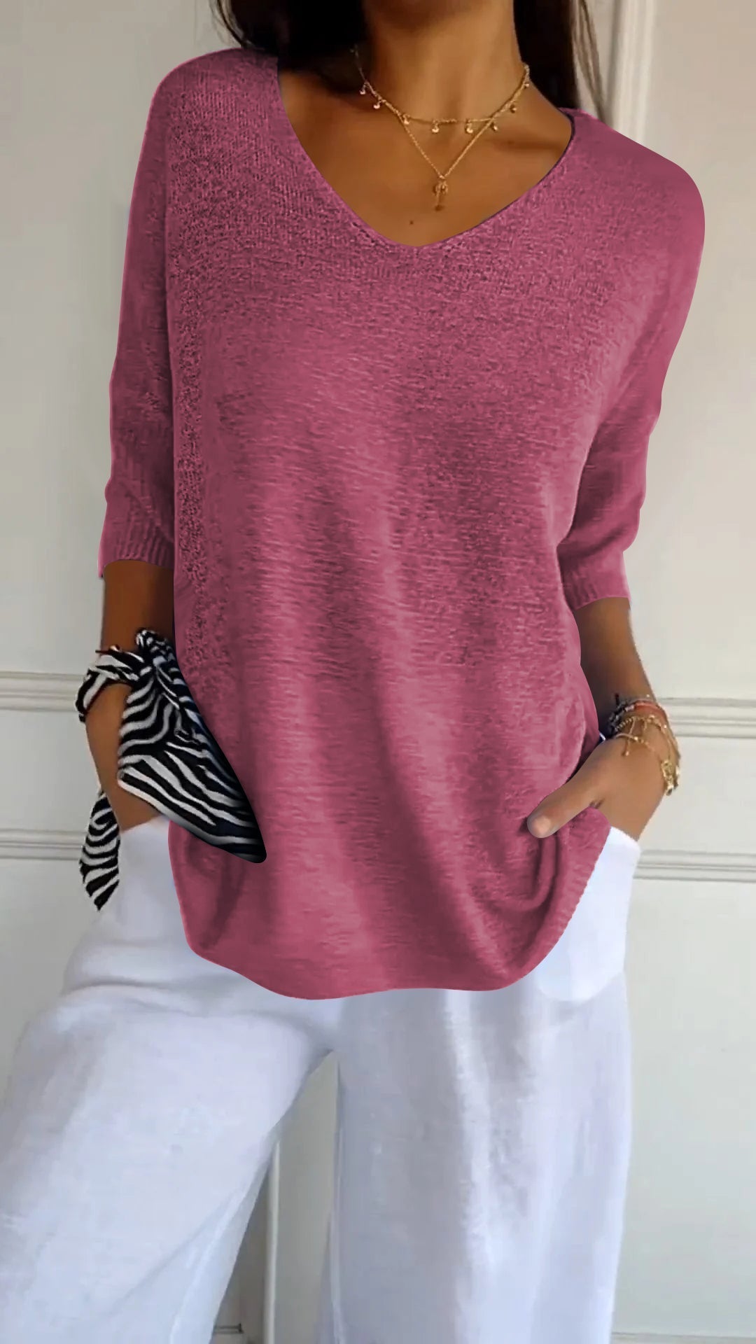 Women's Knit V-Neck Tee – Fabiene – Pink