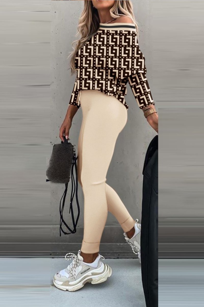 Long-Sleeve Top and Color-Block Pants Set – Sophie – view 3