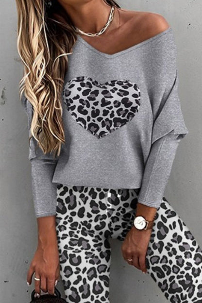 Casual Long-Sleeve Top and Leopard-Print Pants Set – Ondine – view 2