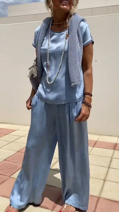 Two-Piece Satin Short-Sleeve Crewneck Set – Calla – Blue