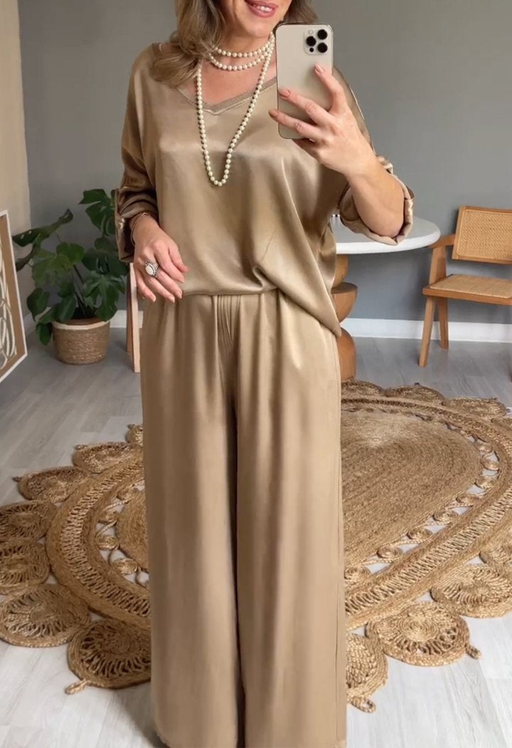 Two-Piece Satin Crewneck Set with Elbow Sleeves – Leonora – view 4