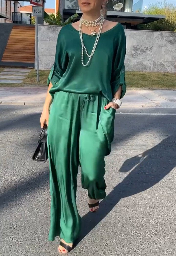 Two-Piece Satin Crewneck Set with Elbow Sleeves – Leonora – view 8