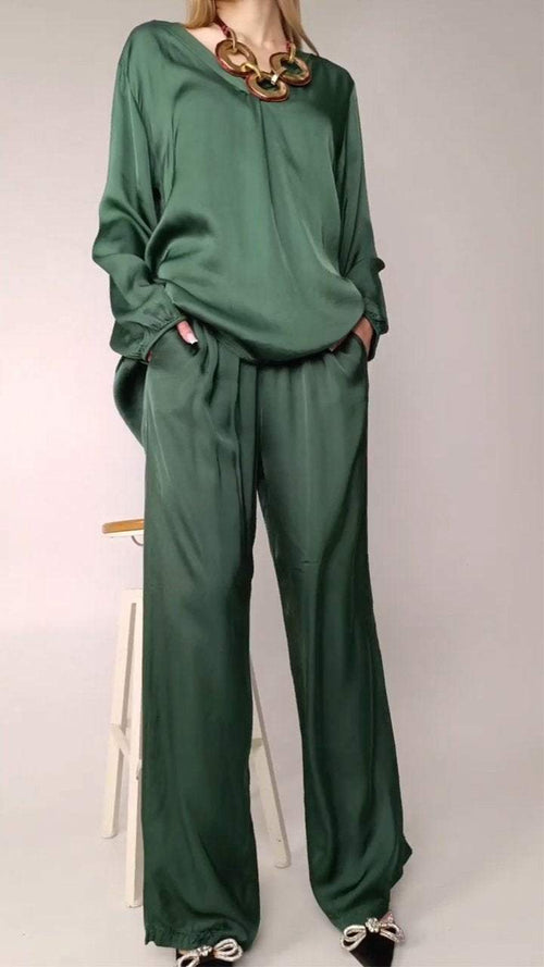 Women's Comfort Satin Long-Sleeve Crewneck Set – Carys – Green