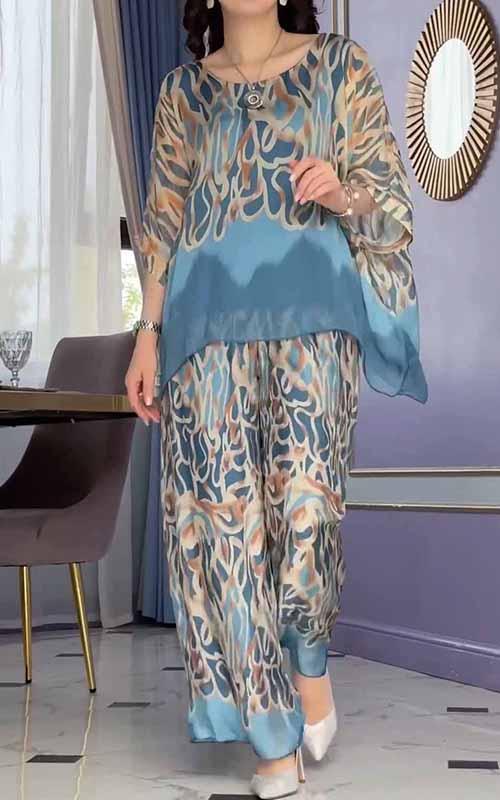 Women's Printed Chiffon Crewneck Set – Pippa – view 2