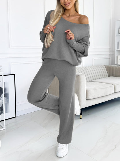 Women's Batwing-Sleeve Top and Solid Wide-Leg Pants Set – Demi – Gray