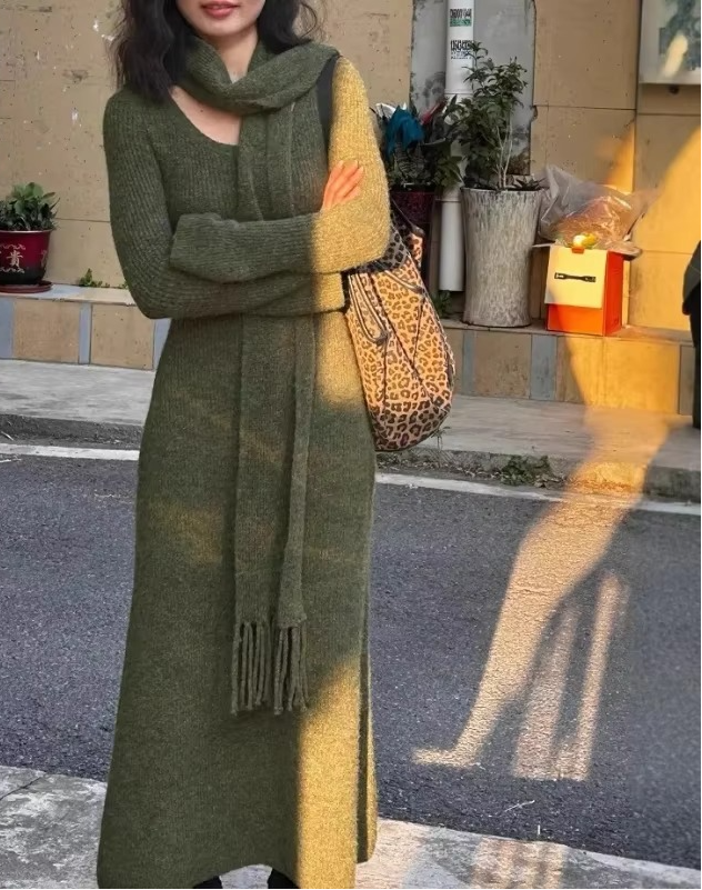 Women's Long Wool Dress – Julie – view 12