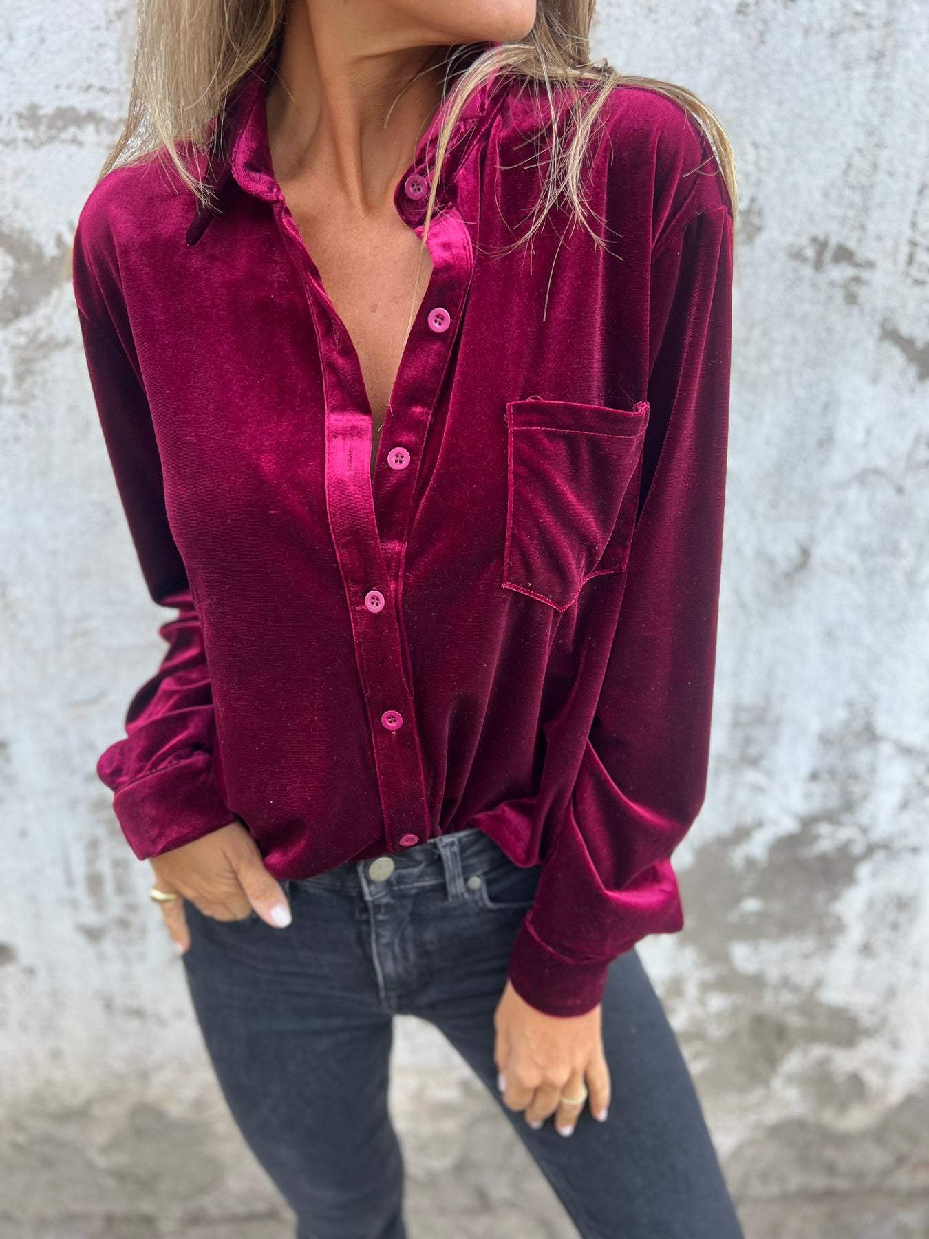 Casual Velvet Long-Sleeve Lapel Shirt – Serena – view 4