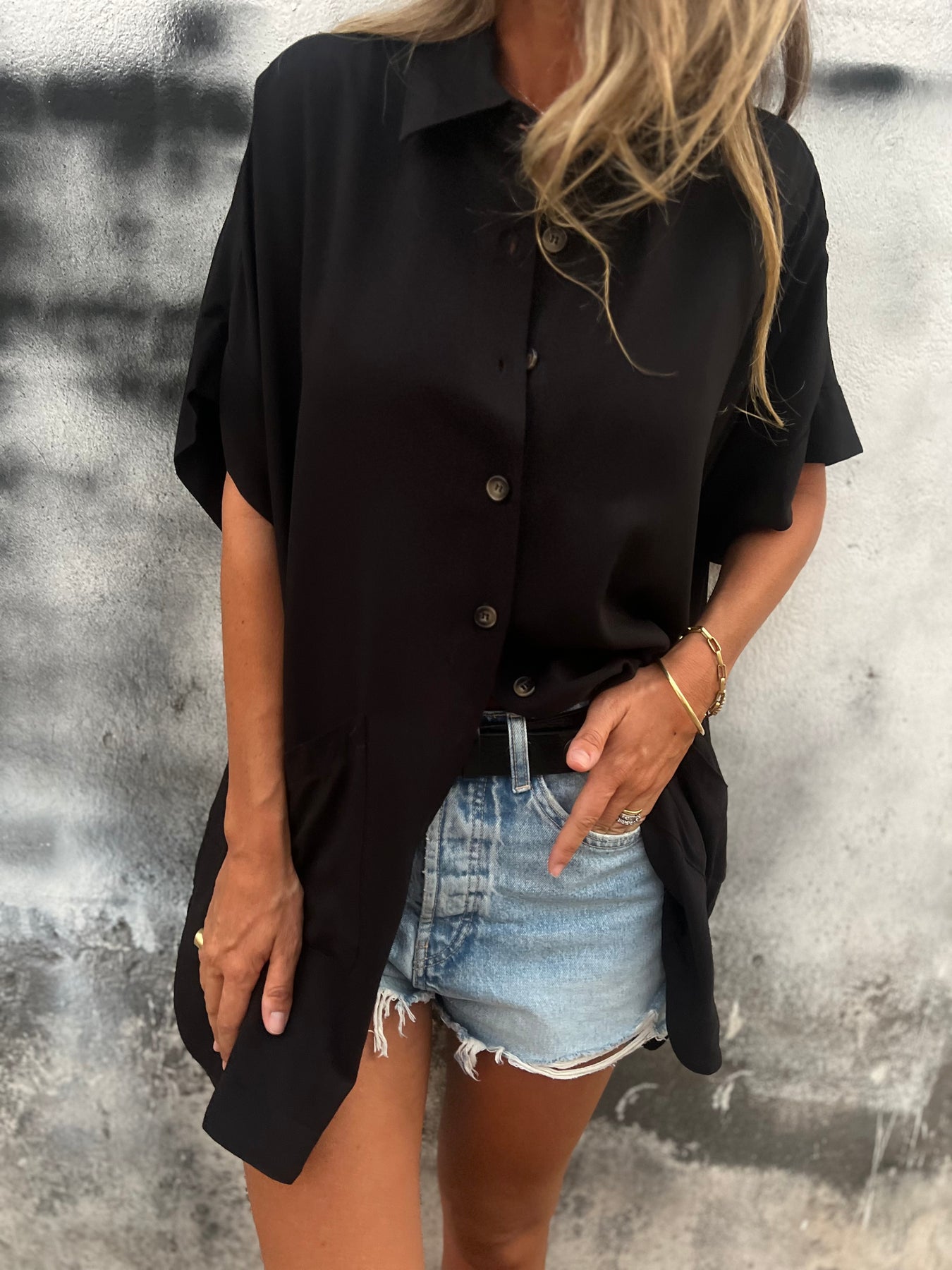 Comfort Long Cotton-Linen Shirt – Amara – view 3