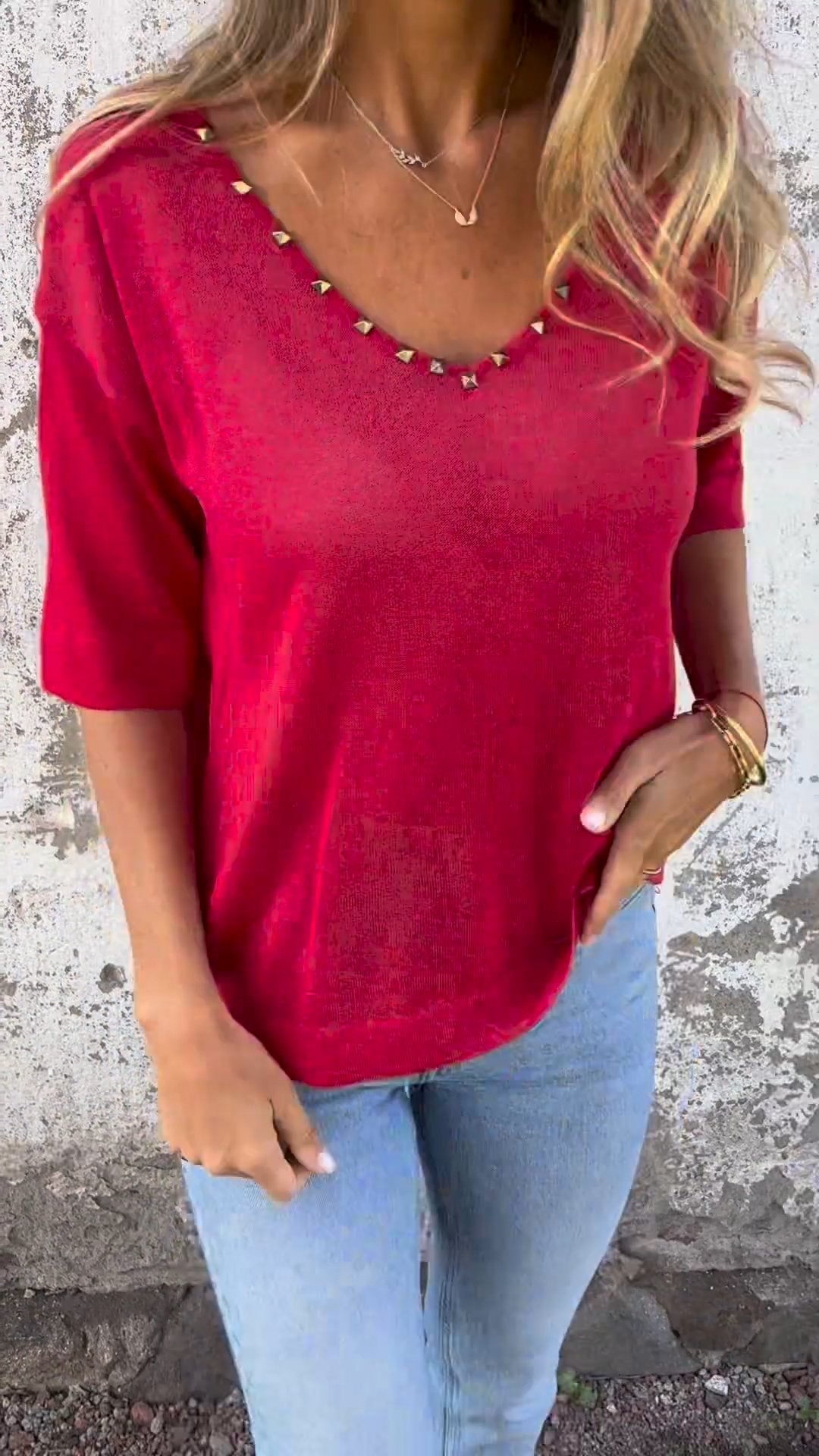 V-Neck Tee with Stud Detail – Theodora – Red