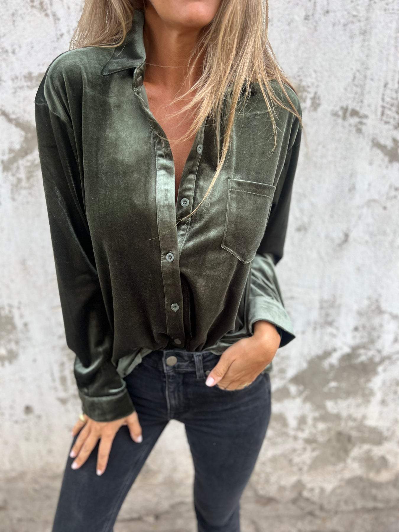 Casual Velvet Long-Sleeve Lapel Shirt – Serena – Green
