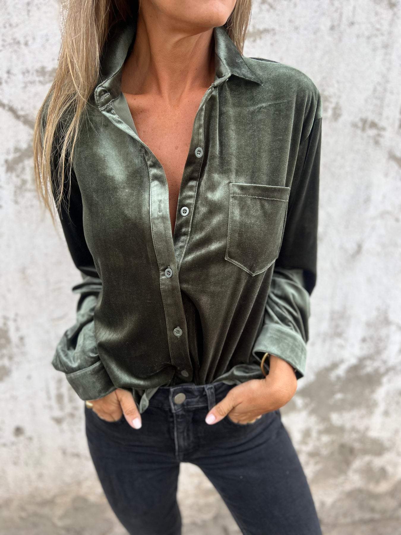 Casual Velvet Long-Sleeve Lapel Shirt – Serena – view 3