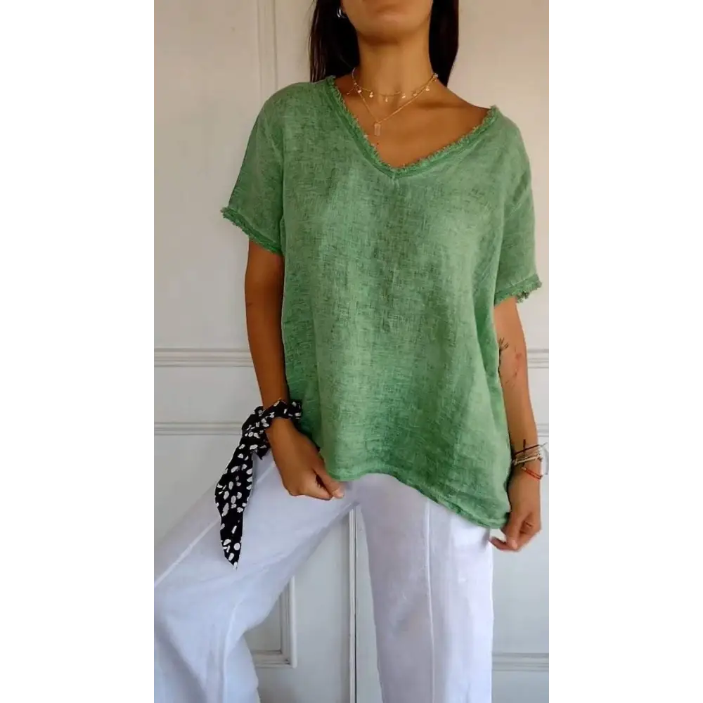 Cropped Casual V-Neck Blouse – Quinn – Green