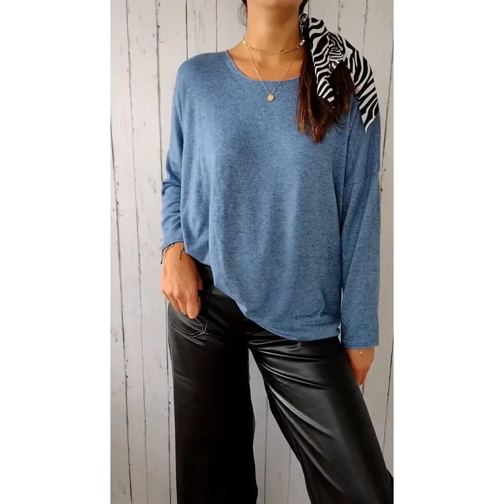 Comfort Long-Sleeve Crewneck Blouse – Brooke – Blue