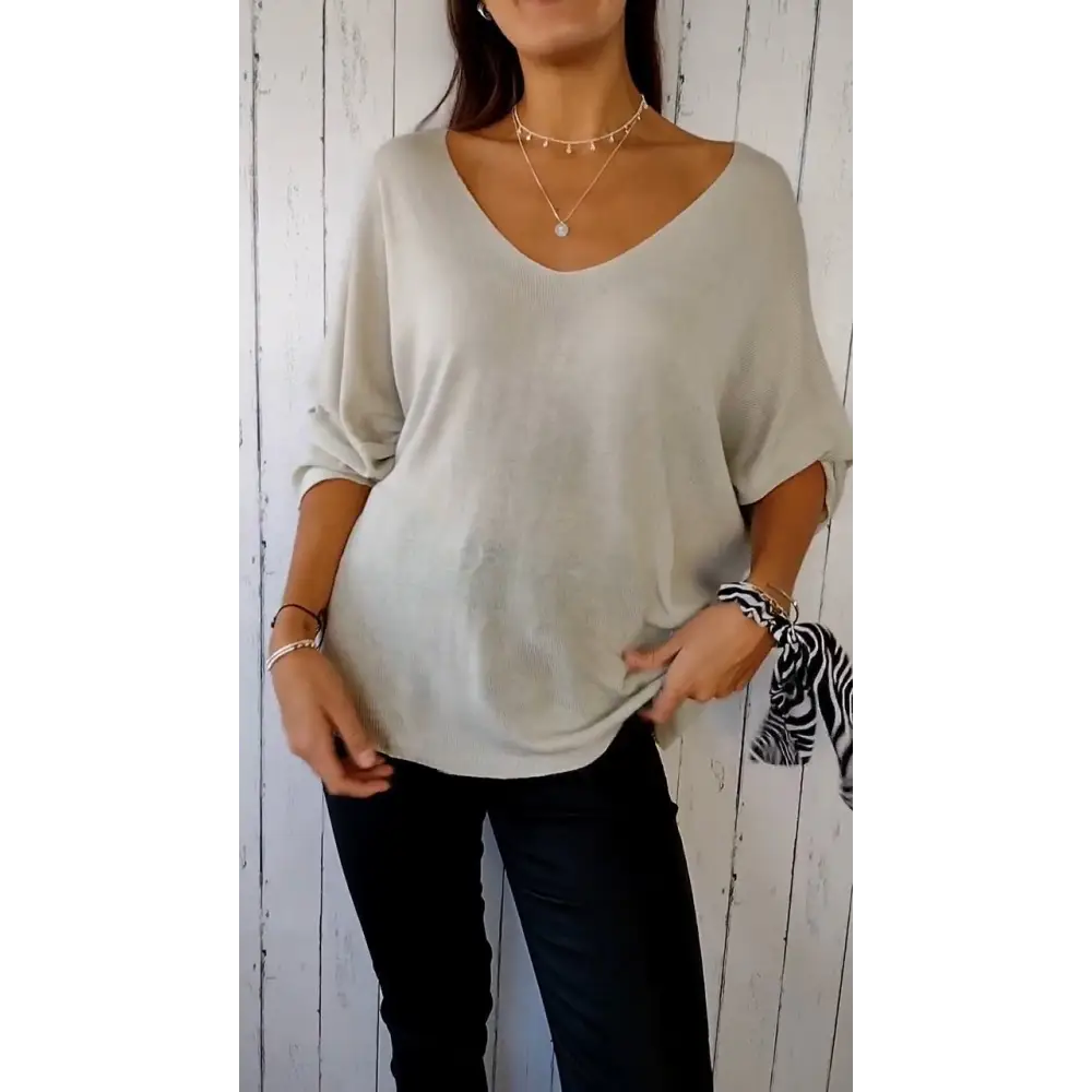 Comfort Long-Sleeve V-Neck Blouse – Penelope – Apricot