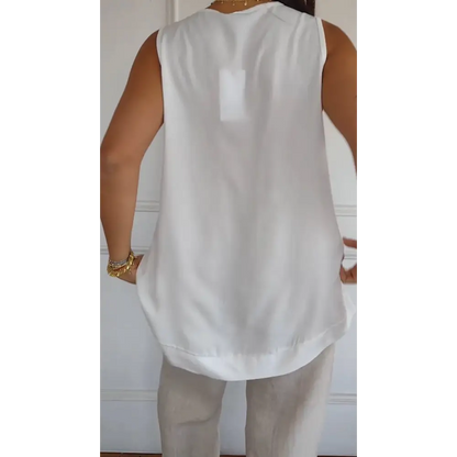 Relaxed Comfort V-Neck Tank – Effie – view 3
